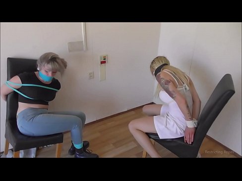 ❤️ Tîrêj / girêdaye û devgirtî / keçika di tengahiyê de ❤️ Vîdyoyê qijkî li me ku.porno-filmy.ru ☑